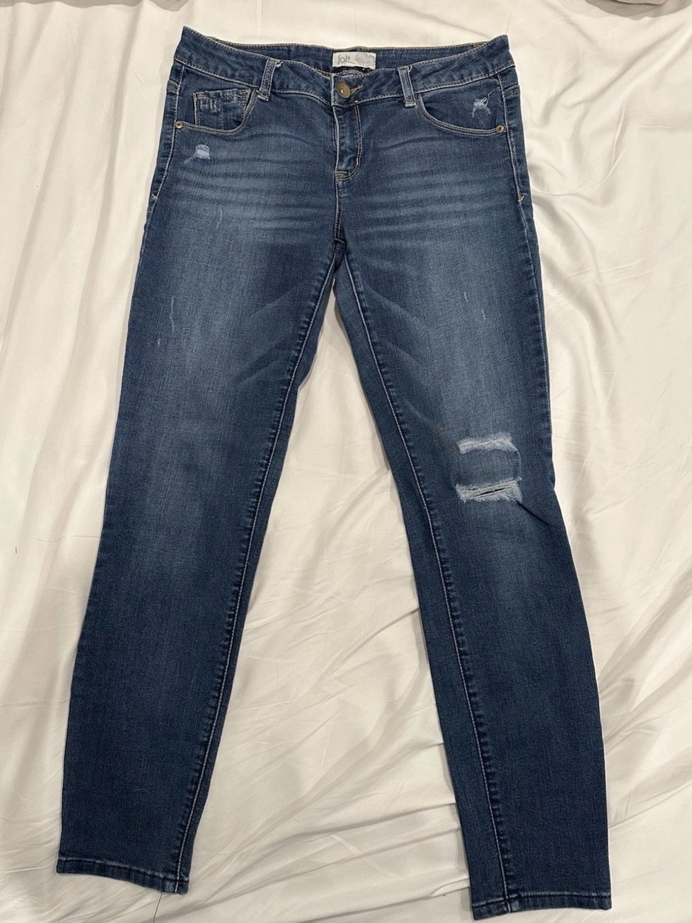 Jolt Dark Blue Distressed Skinny Jeans Womens or Juniors Size 5 Slim Fitting
